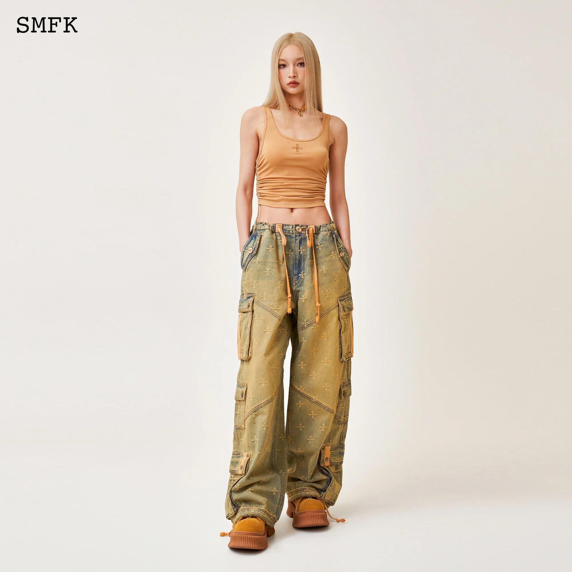 COMPASS CLASSIC SHUTTER SPORTY VEST IN GINGER