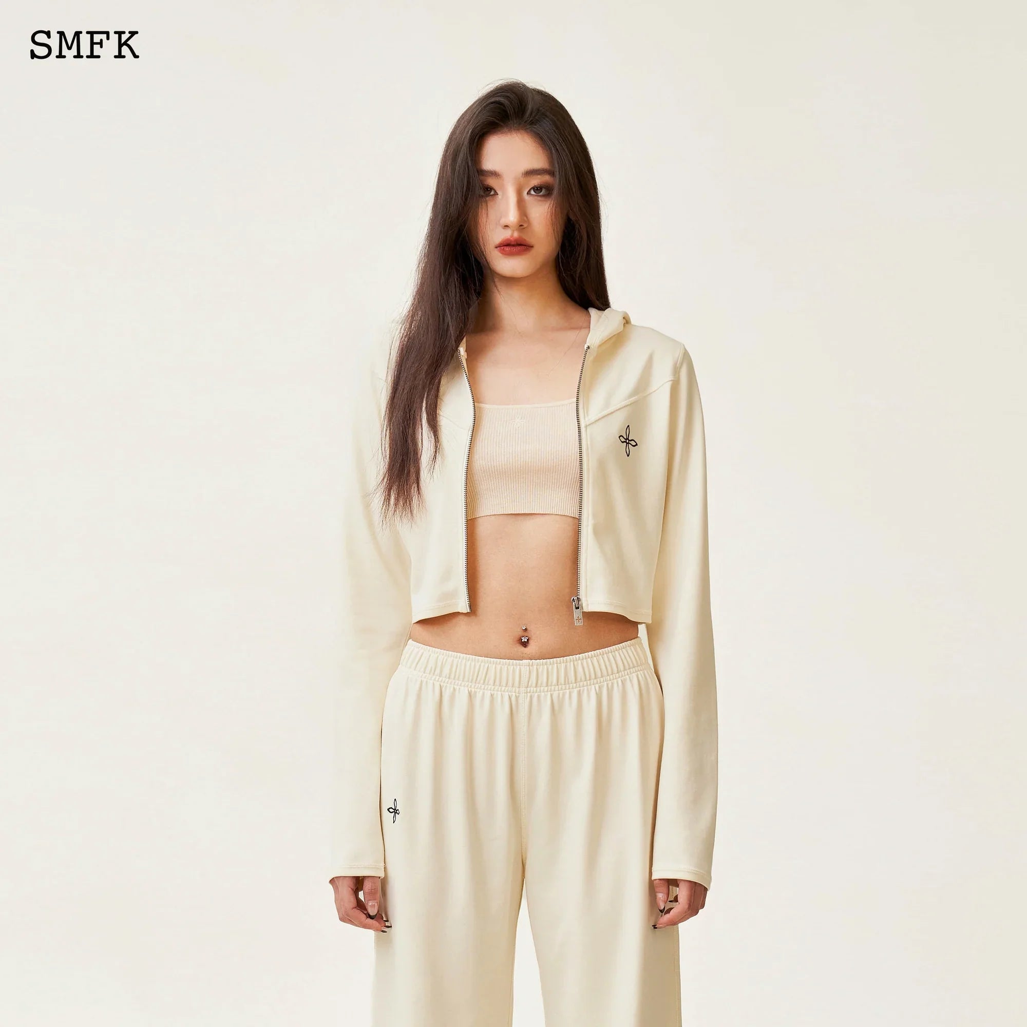 SMFK COMPASS CROSS CLASSIC FLARED SWEATPANTS WHITE