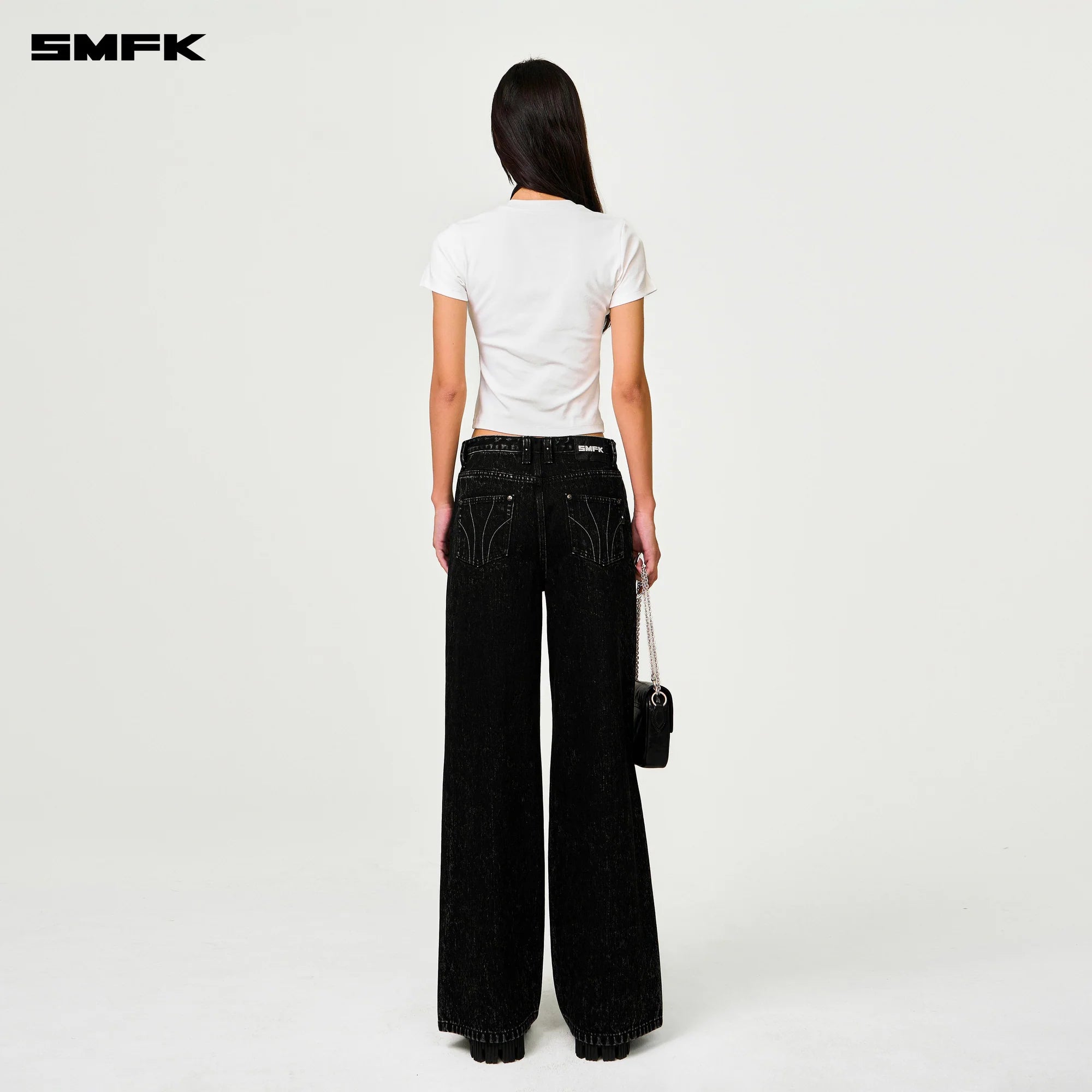 COMPASS CROSS CLASSIC WIDE-LEG JEANS IN BLACK