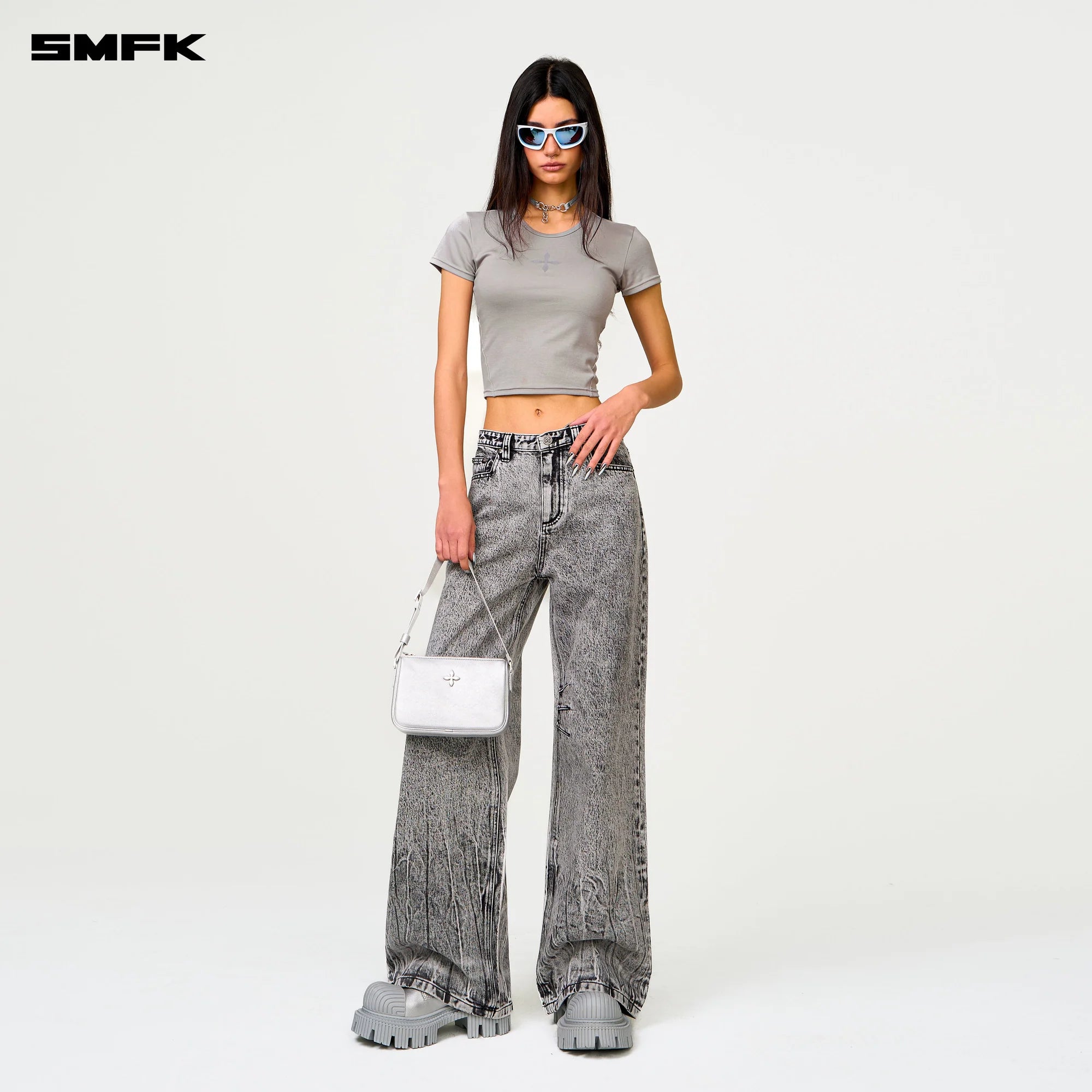 COMPASS CROSS CLASSIC WIDE-LEG JEANS IN GRAY