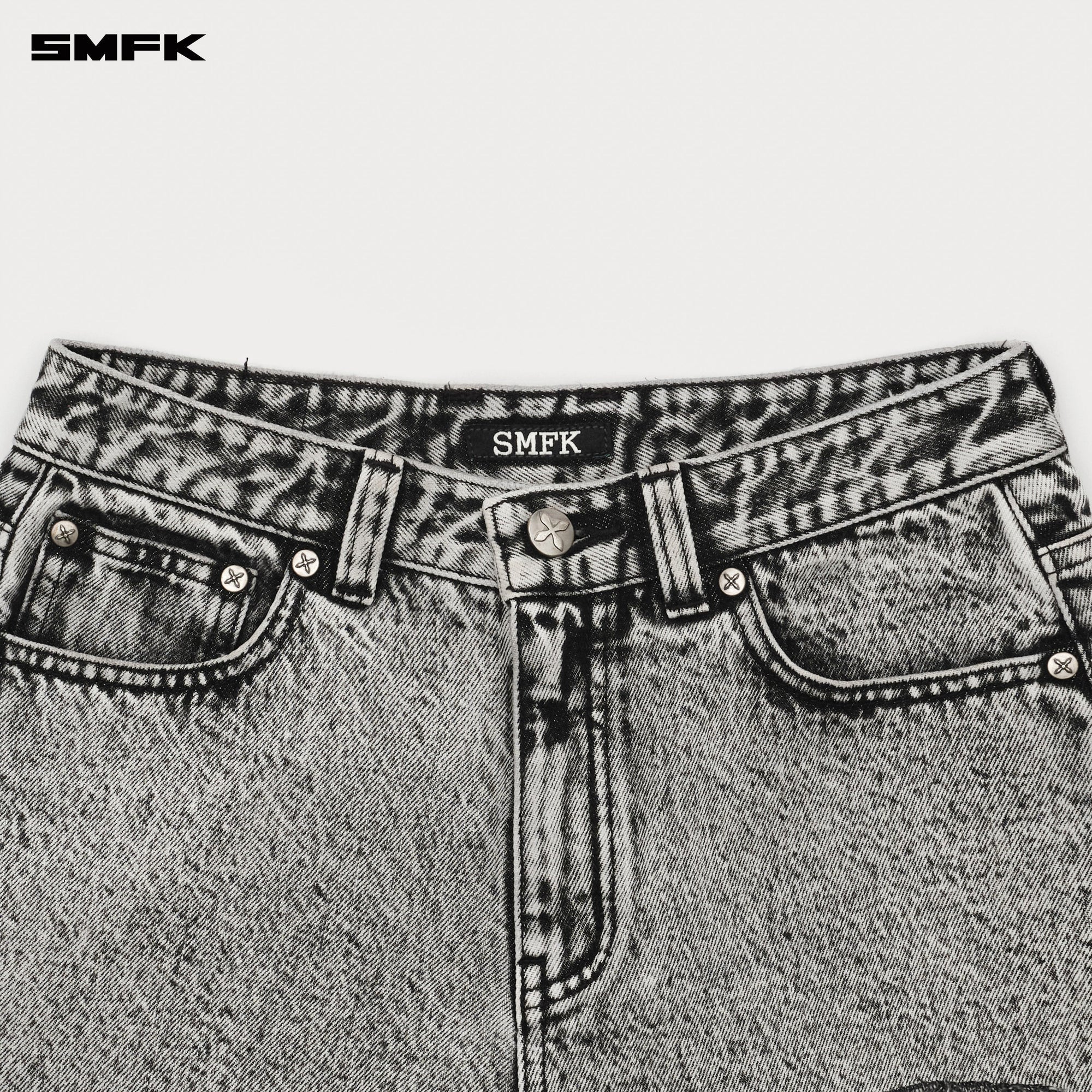 SMFK COMPASS CROSS CLASSIC WILD DENIM SHORTS IN GRAY