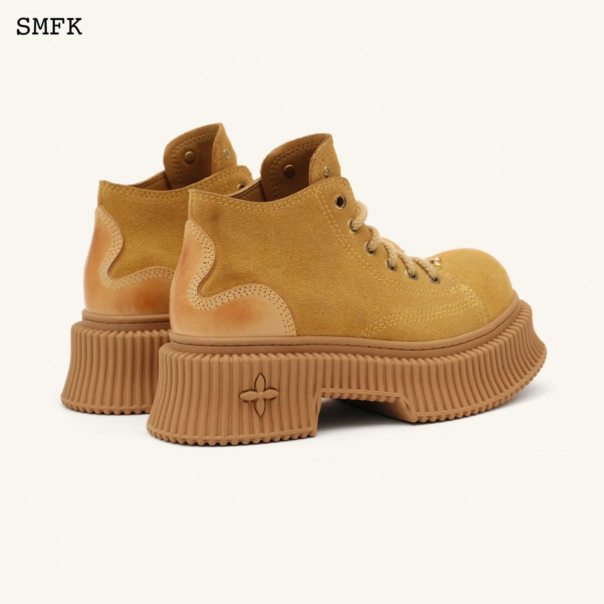 COMPASS CROSS LOW-TOP GINGERBREAD DESERT BOOTS