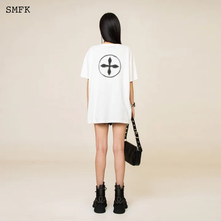 COMPASS CROSS VINTAGE OVERSIZE TEE IN WHITE