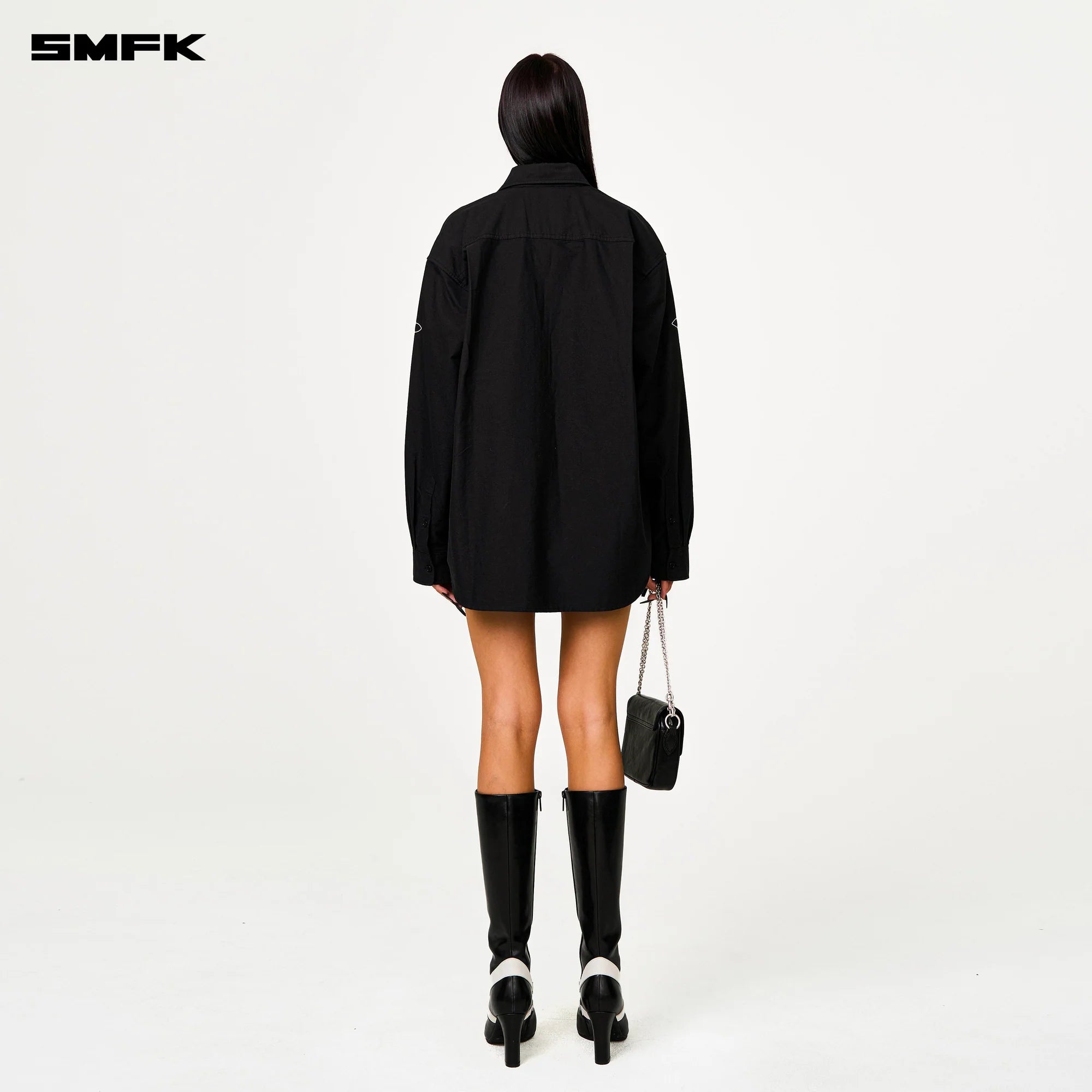 COMPASS DESIGNER OVERSIZE SHIRT IN BLACK