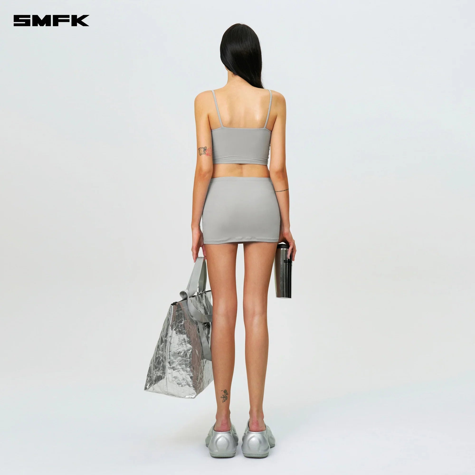 COMPASS HUG SKIN MINI SKIRT DUST GRAY