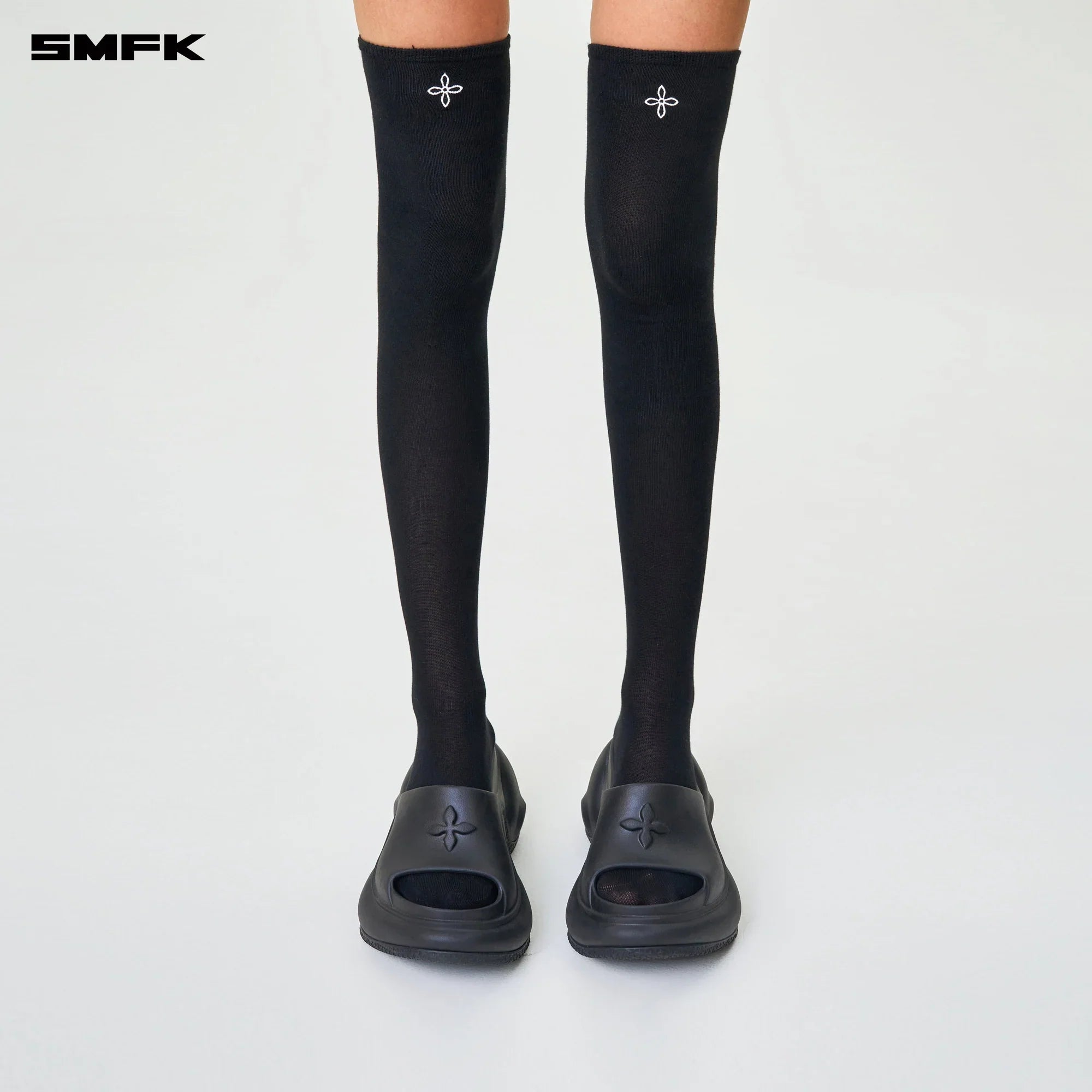 COMPASS HUG SPORTS HIGH-CALF SOCKS BLACK (2 PAIRS)