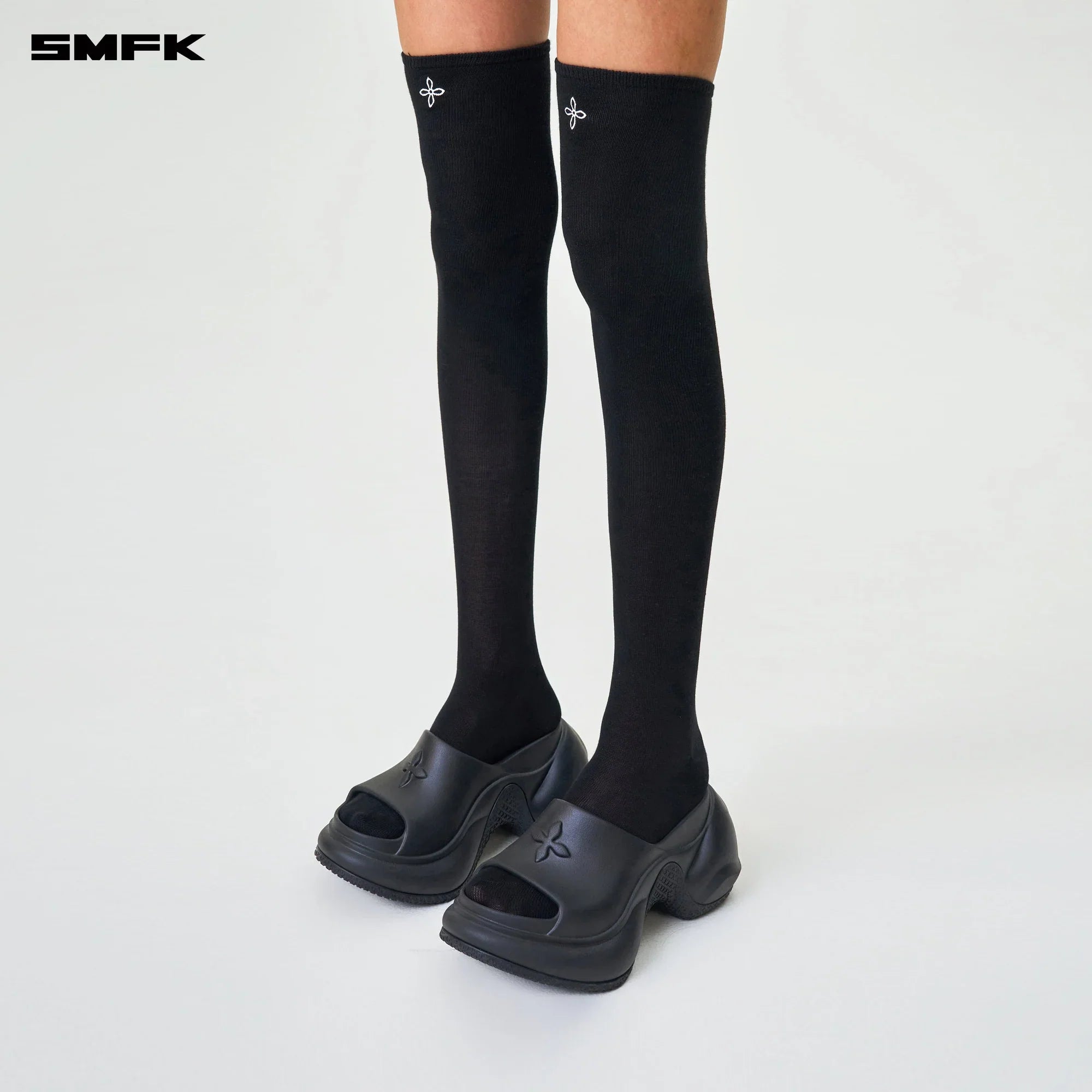 COMPASS HUG SPORTS HIGH-CALF SOCKS BLACK (2 PAIRS)