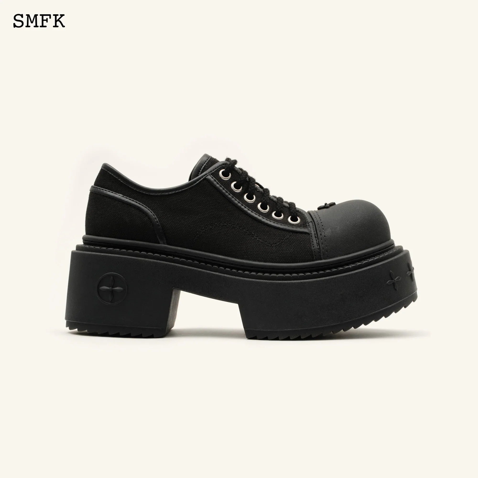 SMFK COMPASS RIDER LOW-TOP BOOTS IN BLACK