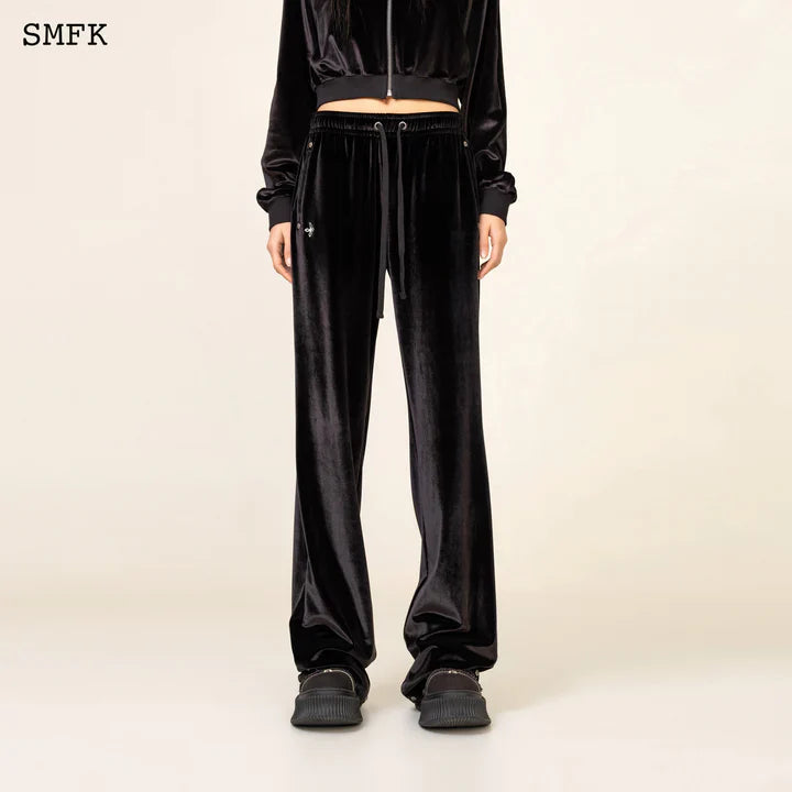 SMFK COMPASS ROVE TRAINING PANTS BLACK VELVET P0008B