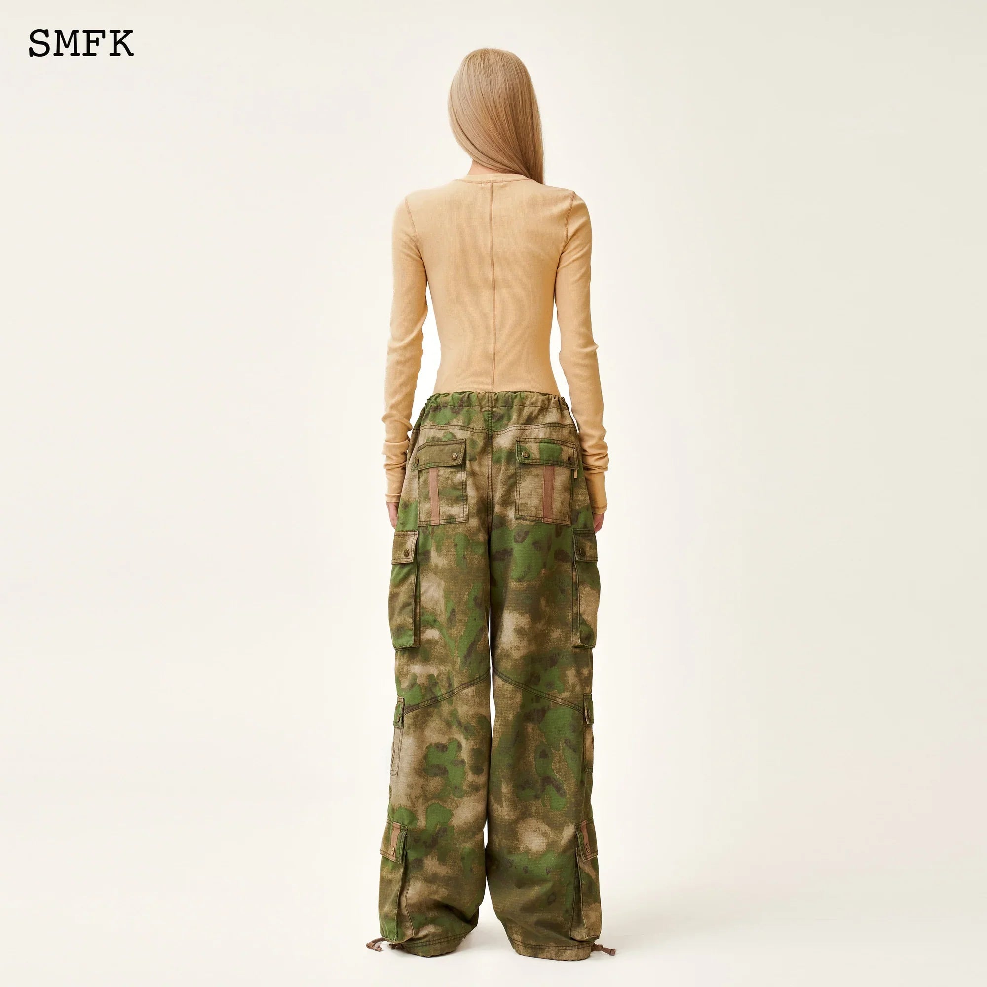 SMFK COMPASS RUSH SLIM FIT SPORTS TOP IN SAND
