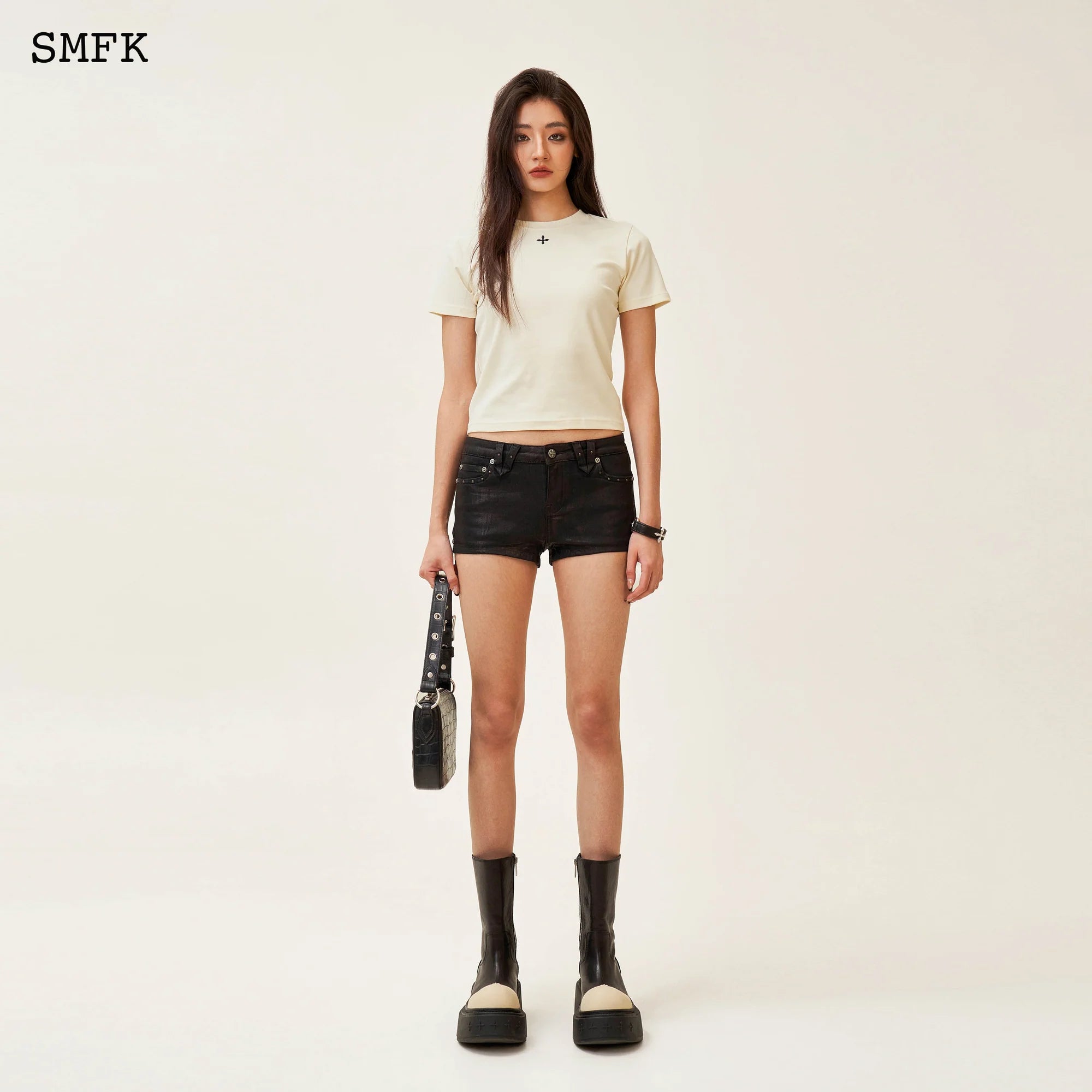 Compass Tarpan Lightning Black Short Jeans USJ03BP
