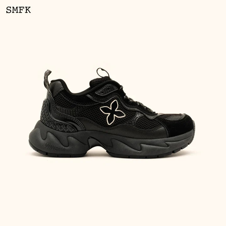 COMPASS WAVE RETRO JOGGING SHOES IN BLACK