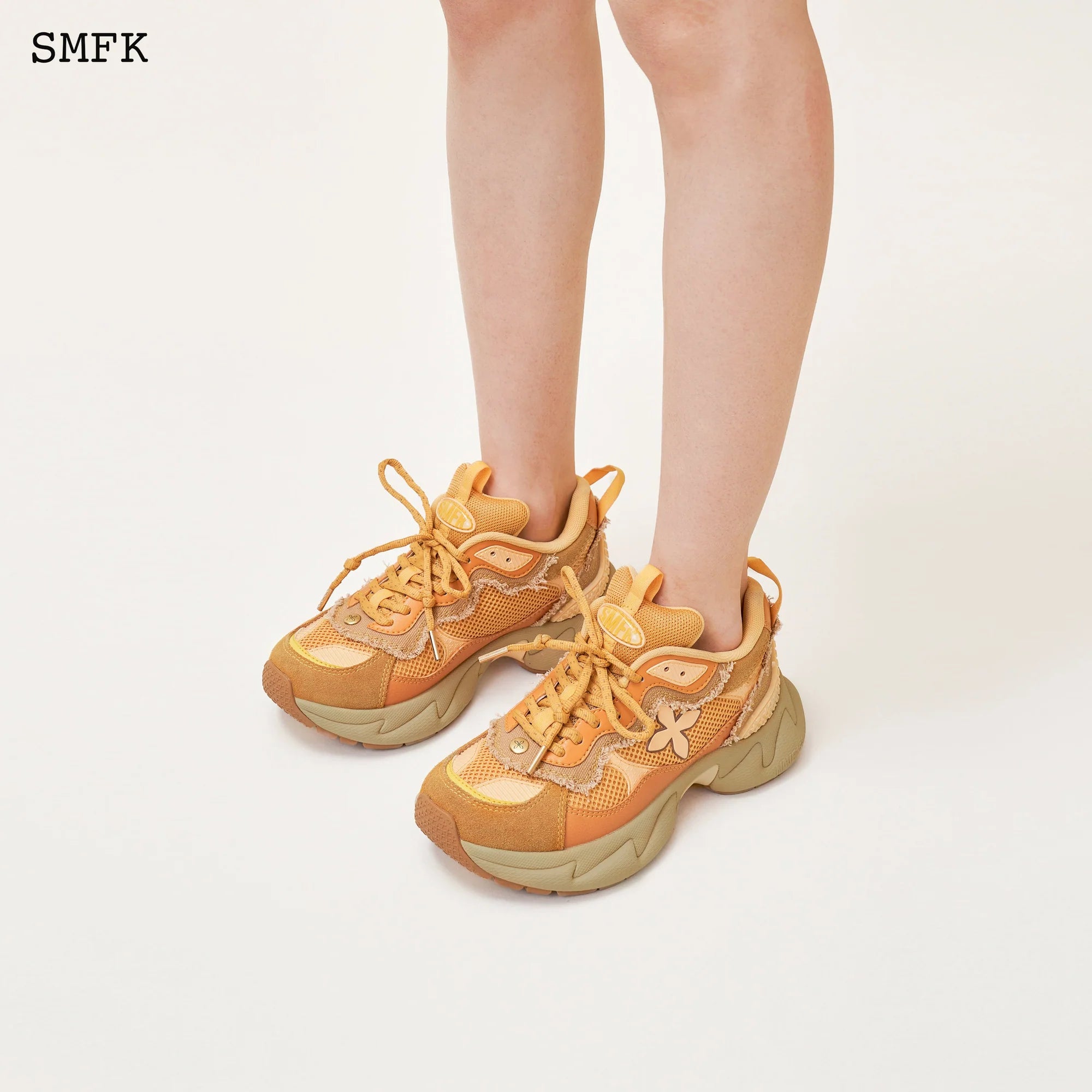 COMPASS WAVE RETRO JOGGING SHOES IN BROWN