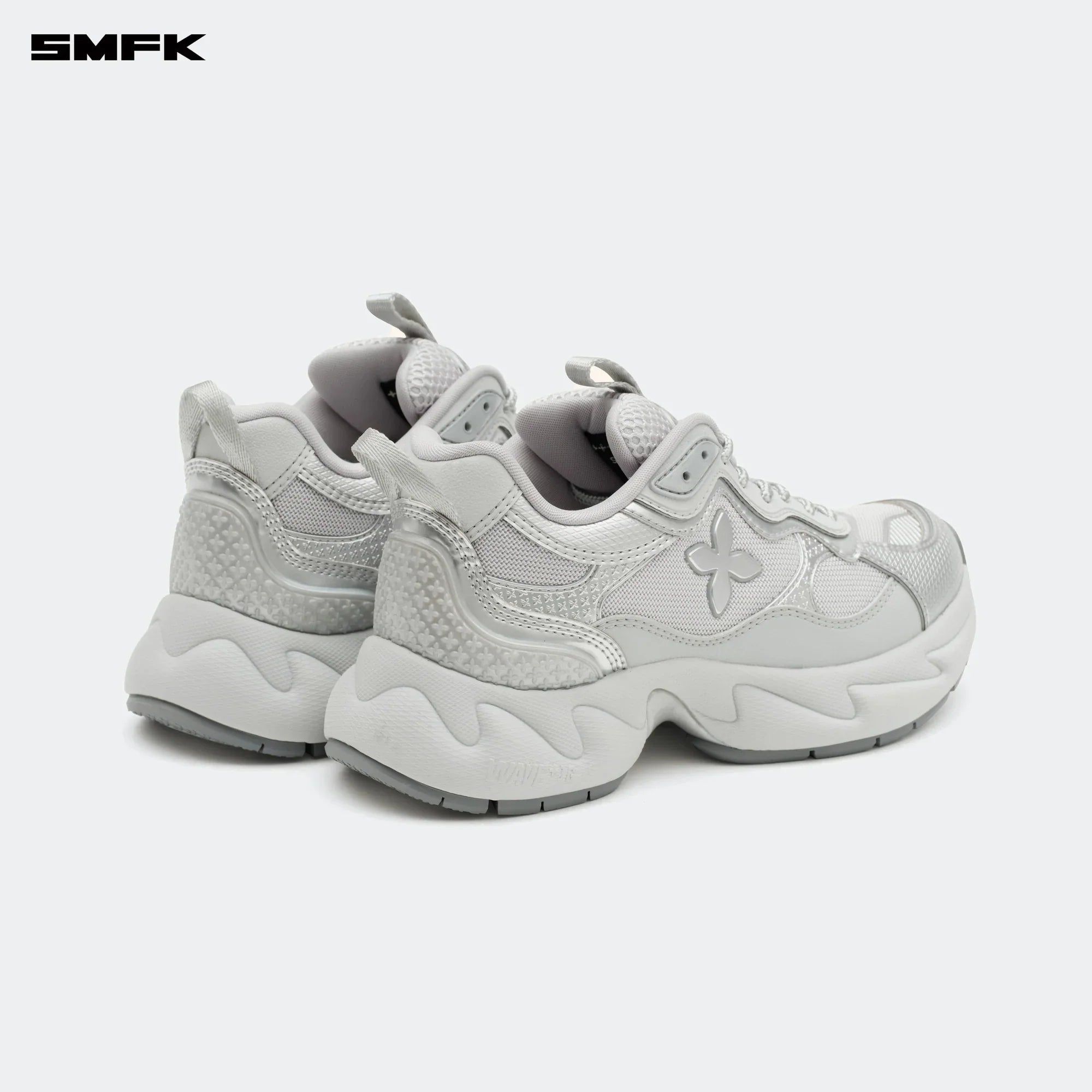 COMPASS WAVE RETRO JOGGING SHOES IN GRAY