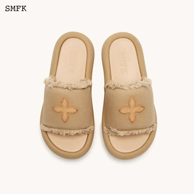 SMFK COMPASS WHEAT BREAD SHAPE SANDAL