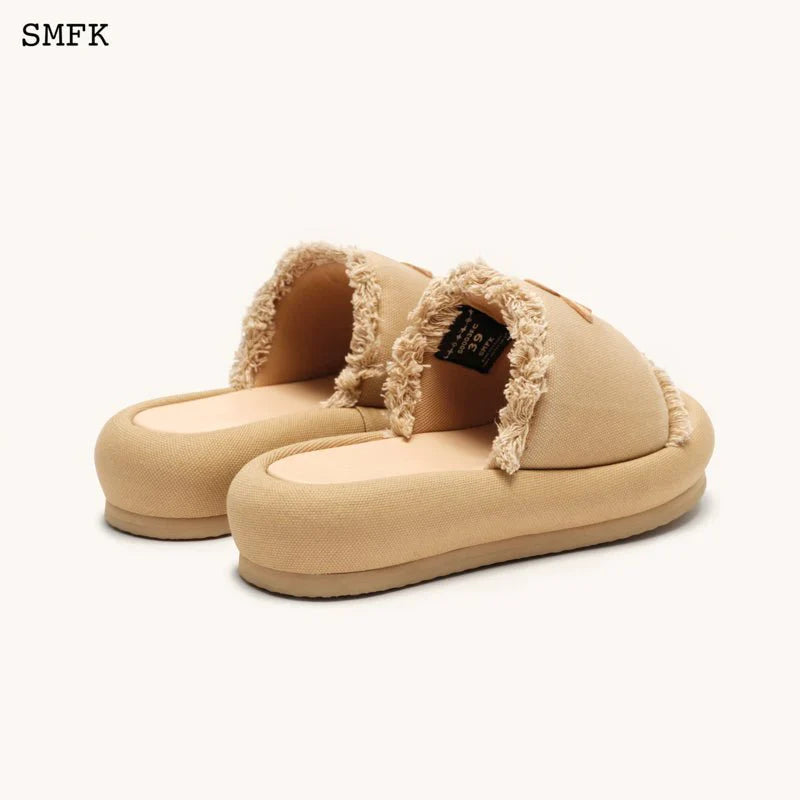 SMFK COMPASS WHEAT BREAD SHAPE SANDAL