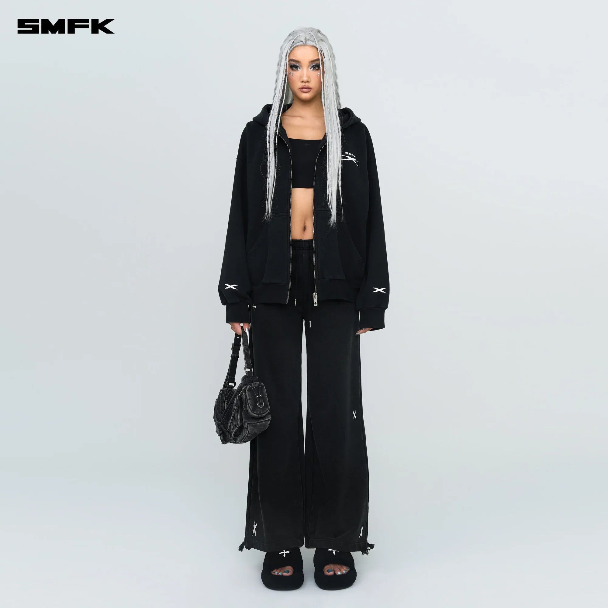 SMFK FUTURE CLASSIC WIDE-LEG SWEATPANTS IN BLACK