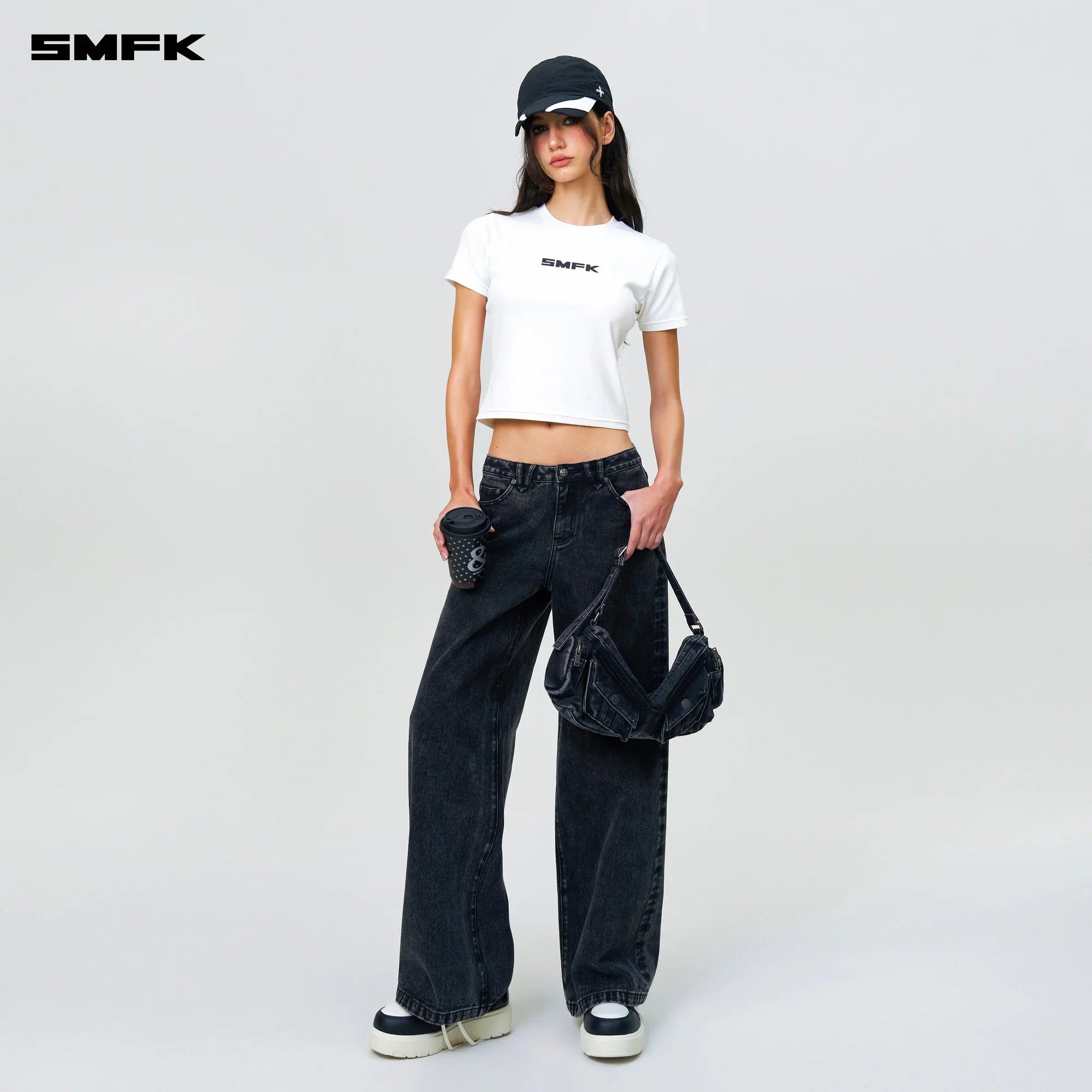 FUTURE MODE STANDARD FIT TEE CREAM