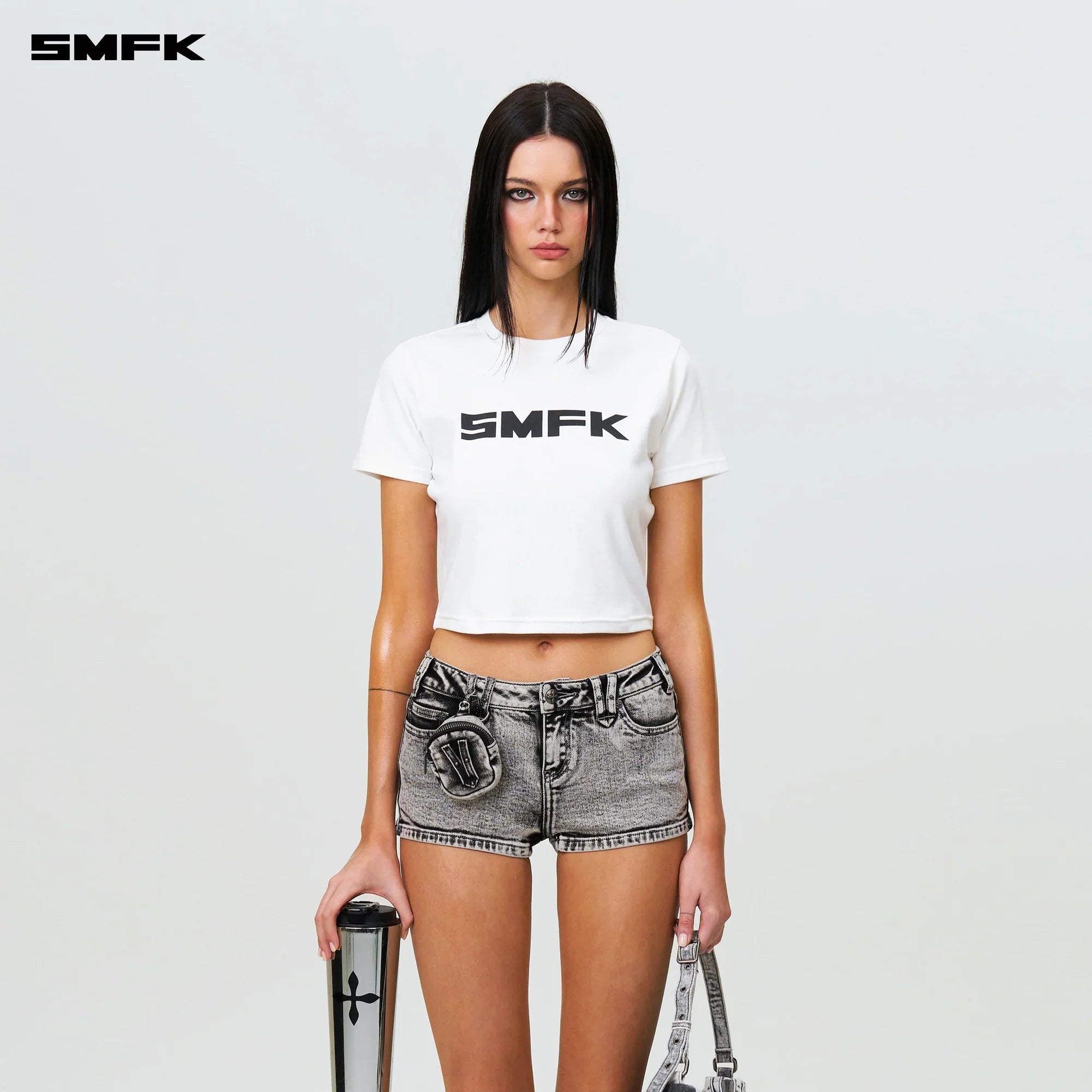 FUTURE MODE STANDARD SHORT TEE CREAM