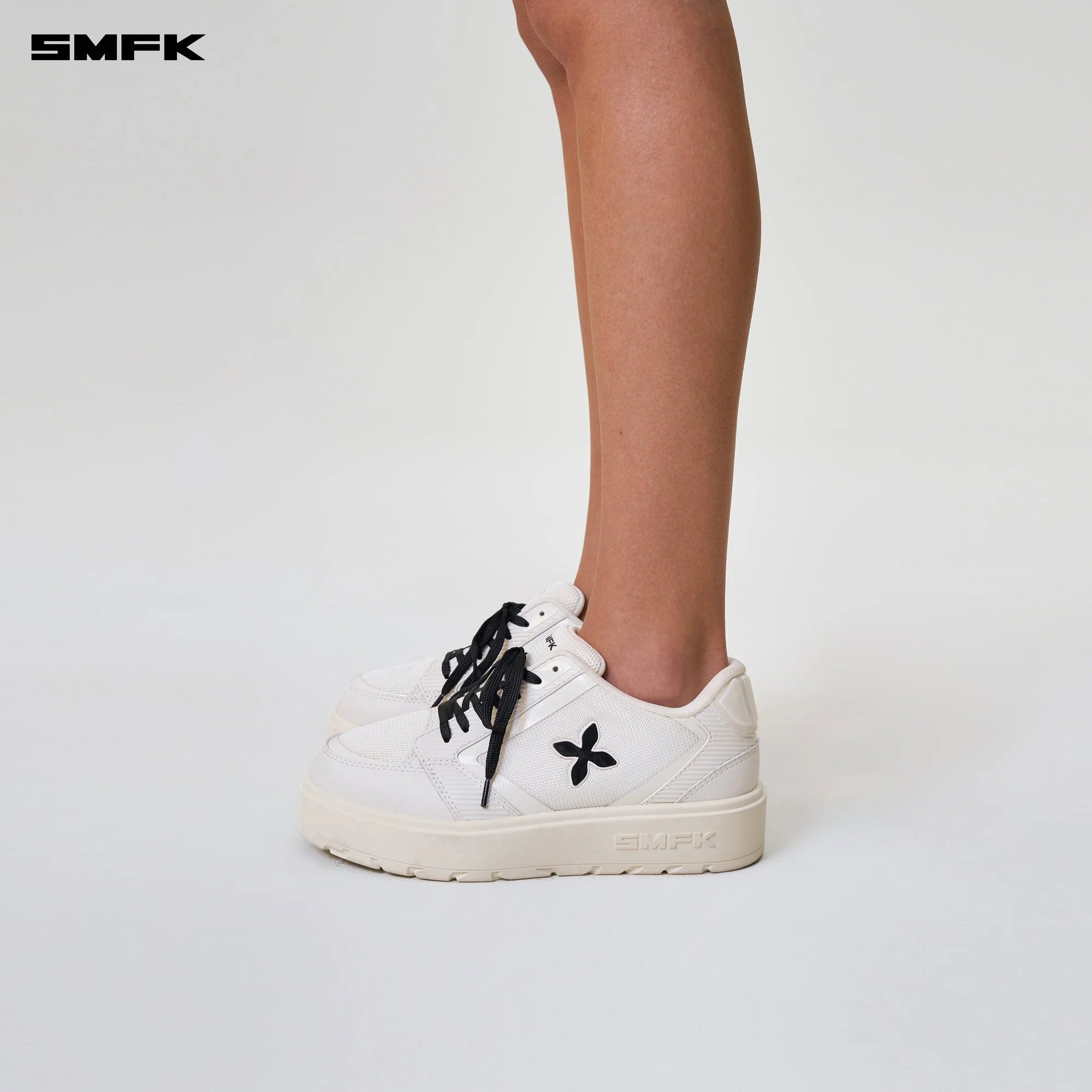 FUTURE RIPPLE GYM LOW-CUT FITNESS SHOES CREAM
