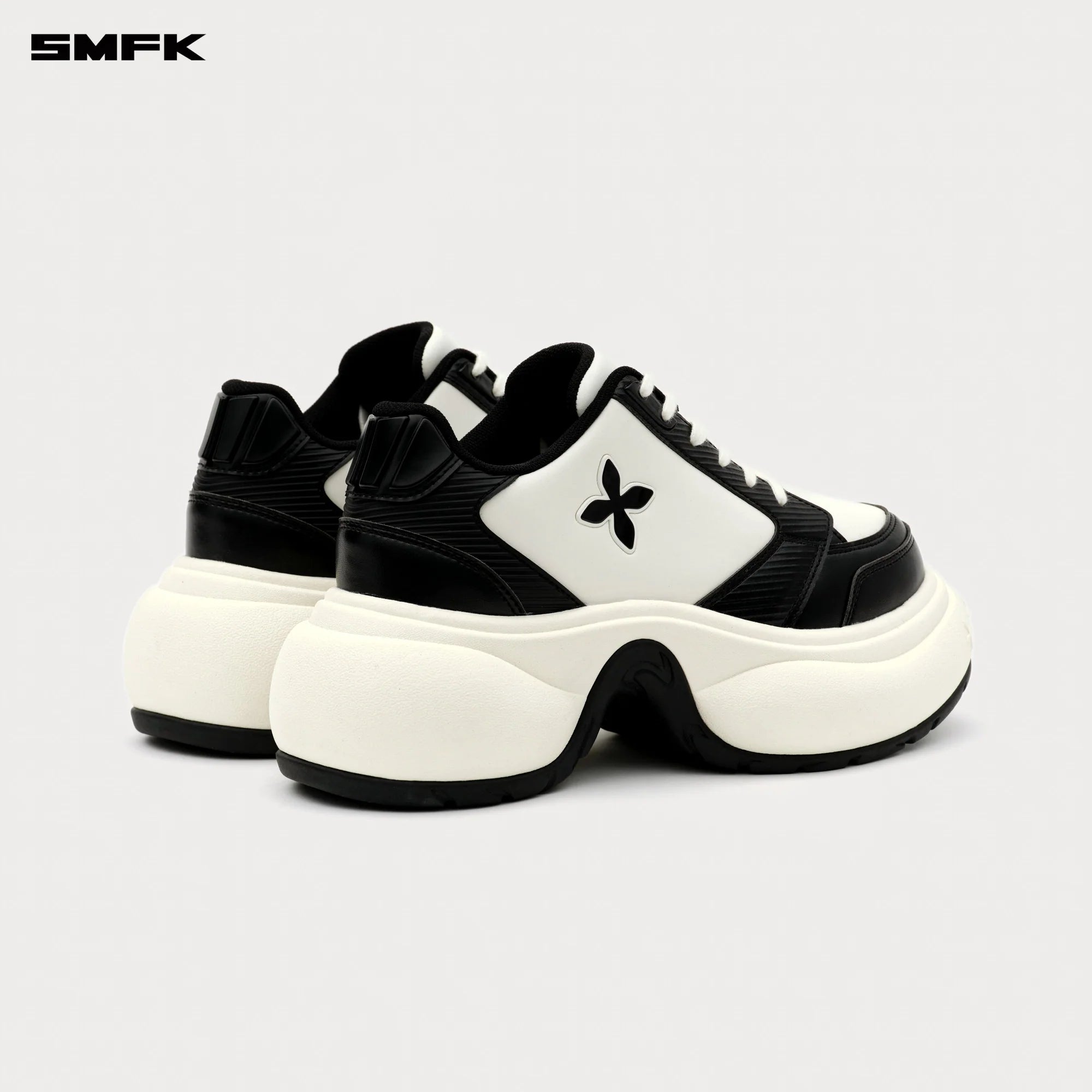 FUTURE RIPPLE HIGH-HEELED SKATER SHOES IN BLACK