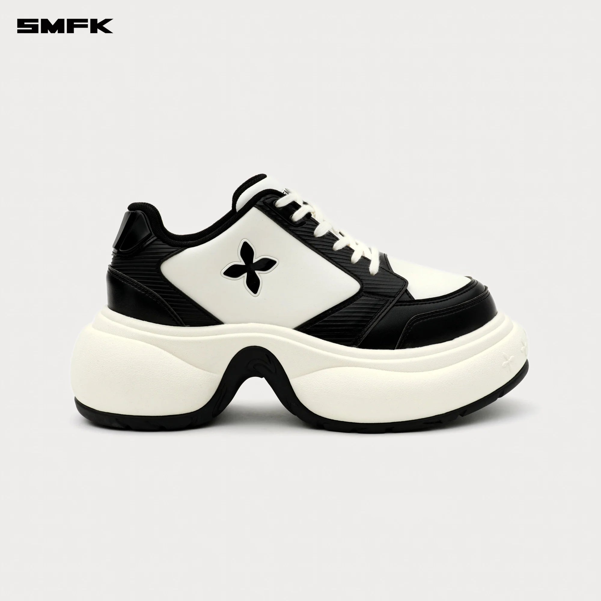 FUTURE RIPPLE HIGH-HEELED SKATER SHOES IN BLACK