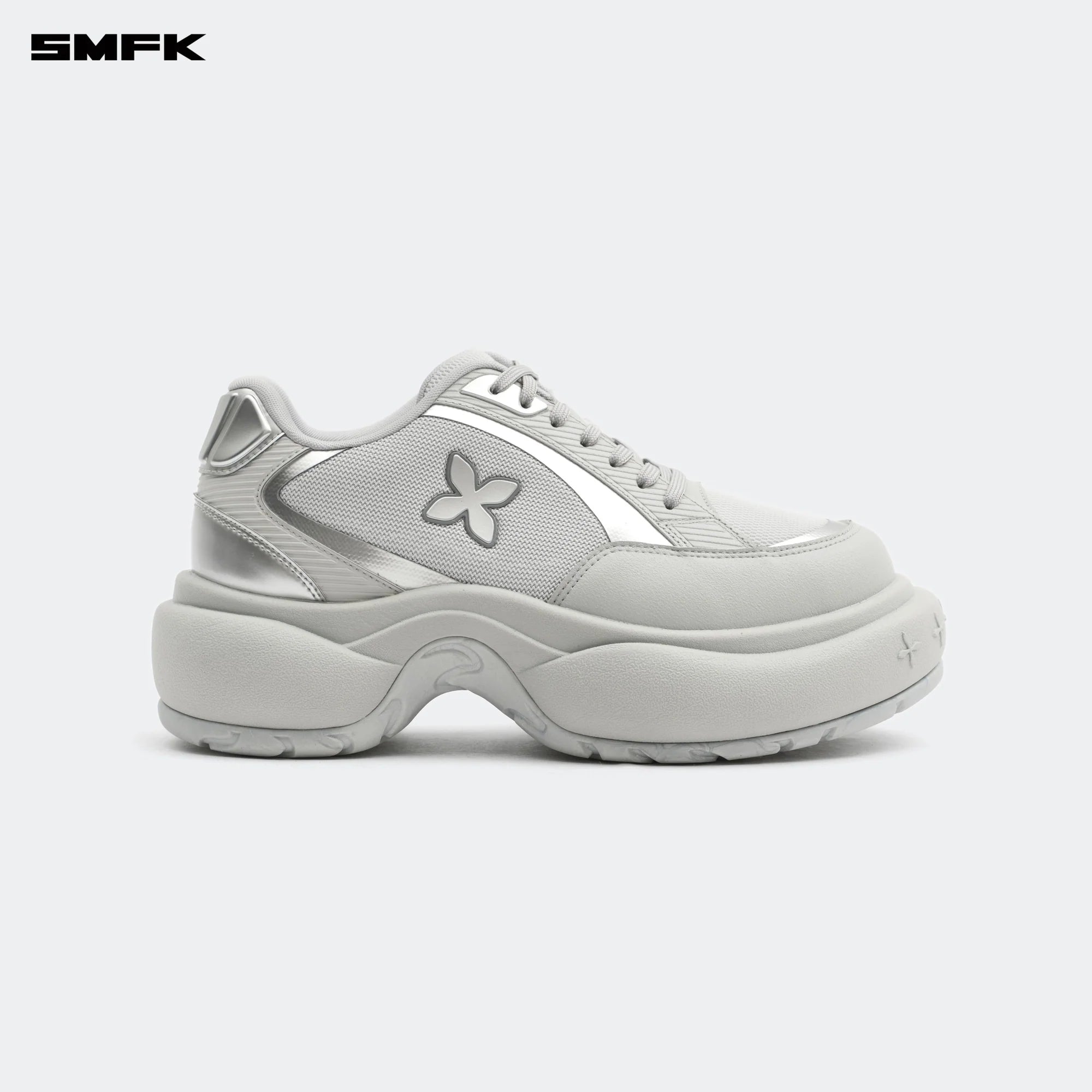 FUTURE RIPPLE THICK-SOLED SNEAKER IN GRAY