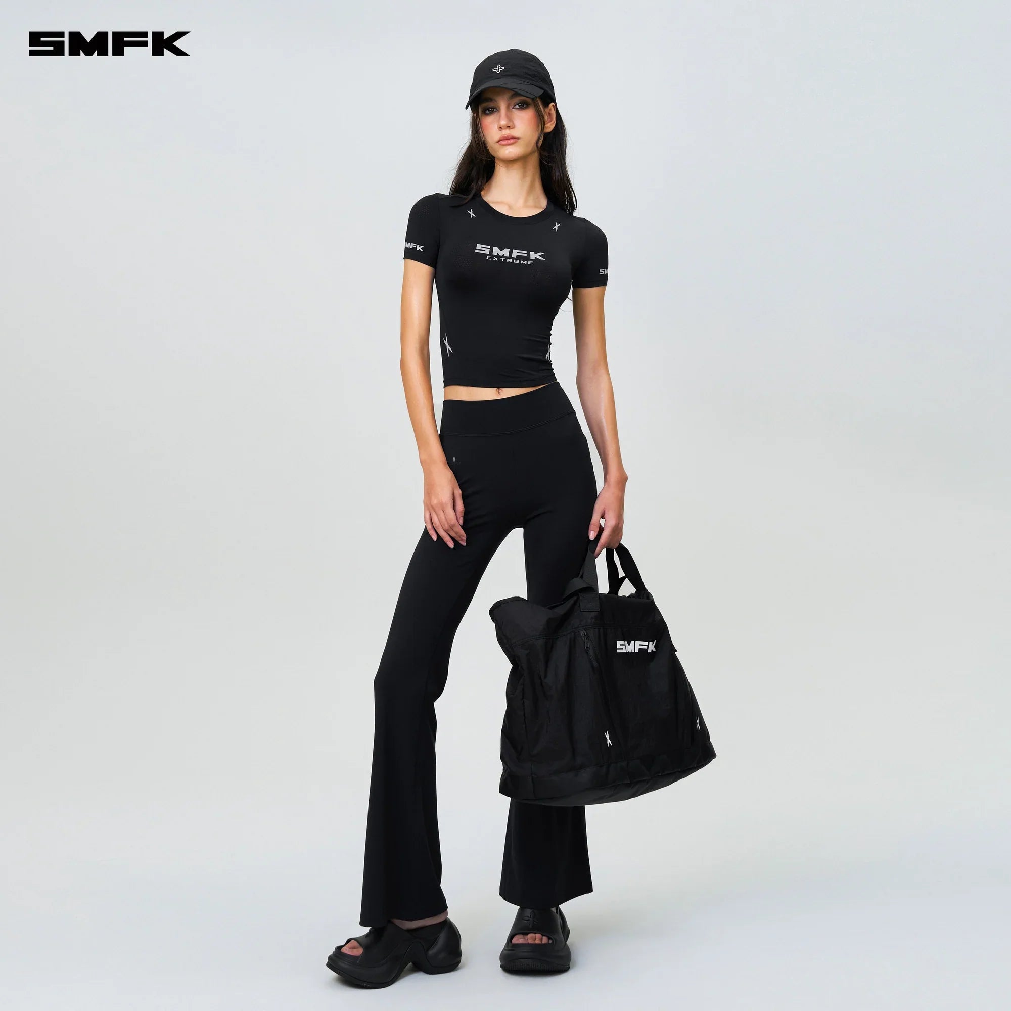 SMFK FUTURE WAVE BODY SHAPING SPORTS FLARED PANTS BLACK