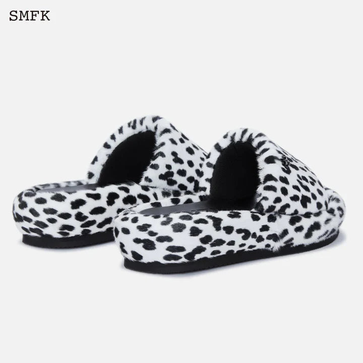 LEOPARD FURRY BUMPER ONE-PIECE PATTERN SLIPPERS WHITE S0003WL